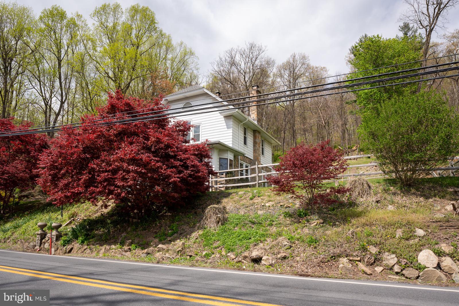 1271 Seidersville Road Bethlehem, PA 18015 - Photo 3 of 54 Gallery Image 3