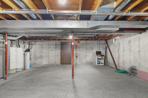 $560,000 | 2609 Smithfield Drive, Fitchburg, WI 53719