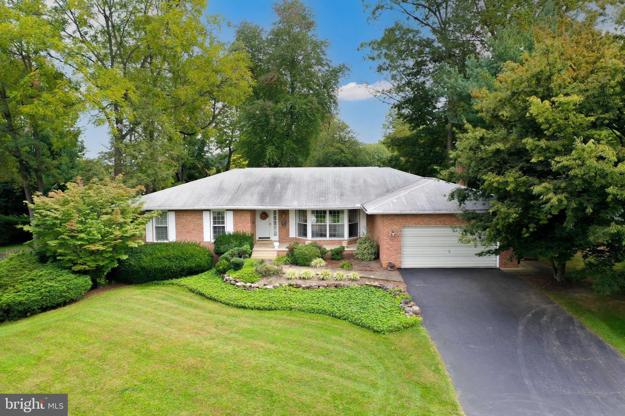 3540 Harrowgate Road York, PA 17402 - Photo 1 of 37 Gallery Image 1