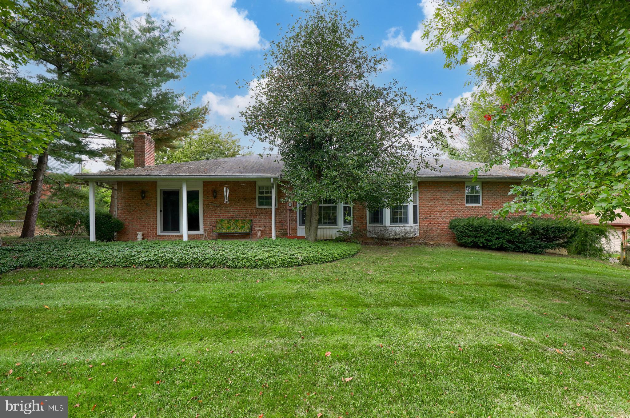 3540 Harrowgate Road York, PA 17402 - Photo 6 of 37 Gallery Image 6