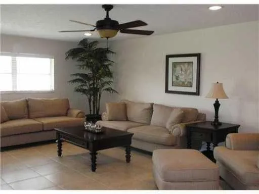 $2,200 | 22765 Southwest 66th Avenue, Unit 204, Boca Raton, FL 33428