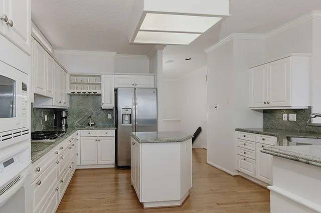 $6,000 | 12374 Lake Vista Drive, Willis, TX 77318