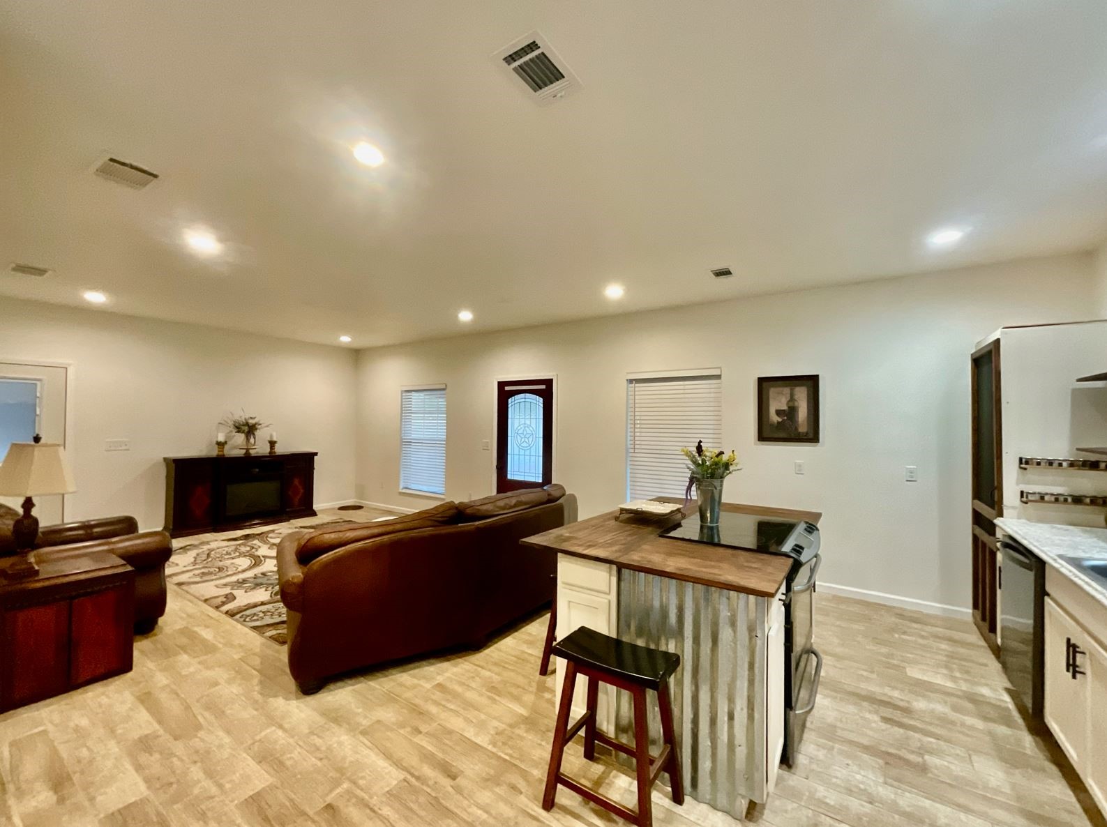 544 Keathley Road Lufkin, TX 75904 - Photo 4 of 15