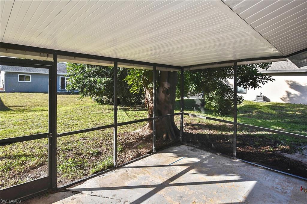 9196 Pineapple Road Fort Myers, FL 33967 - Photo 38 of 45 Gallery Image 38