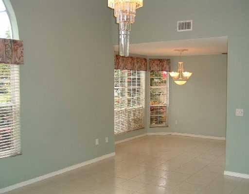 5311 Park Pl Circle Boca Raton, FL 33431 - Photo 7 of 13 LVG DNG