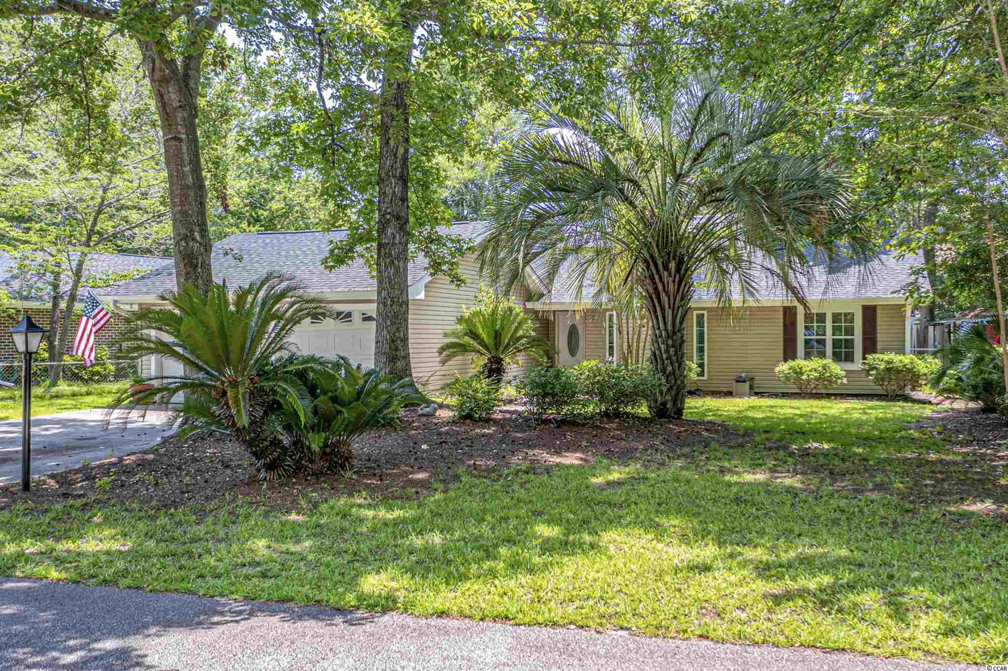 125 Colonial Circle Murrells Inlet, SC 29576 - Photo 1 of 38
