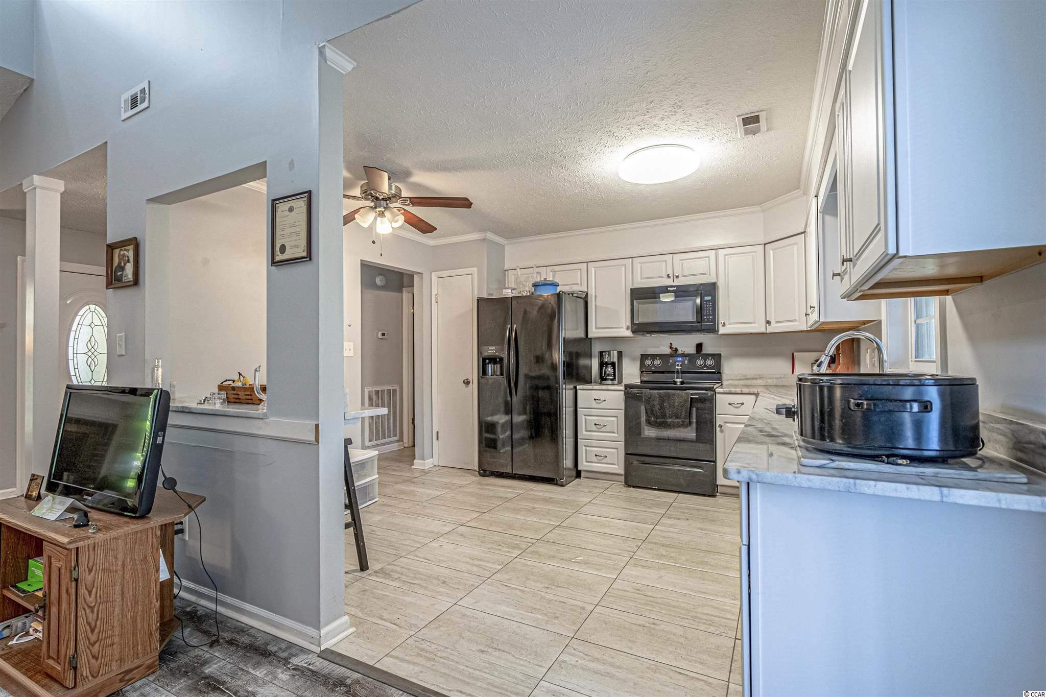 125 Colonial Circle Murrells Inlet, SC 29576 - Photo 13 of 38