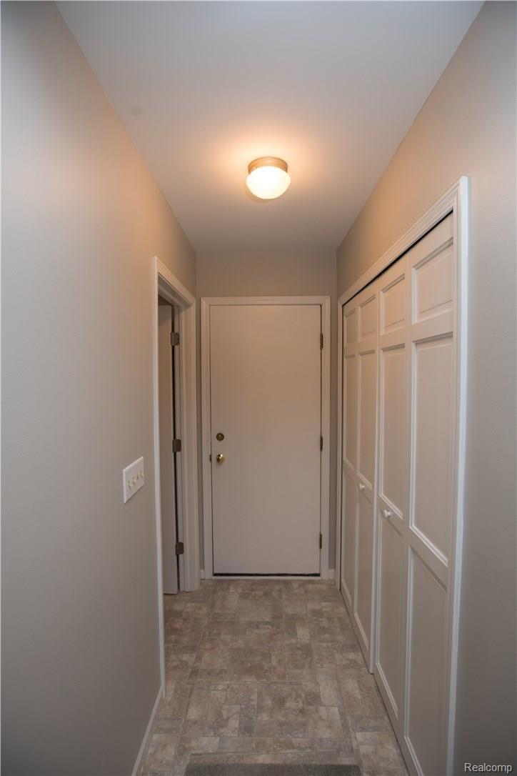 13906 Rocky Ridge Hartland, MI 48353 - Photo 35 of 73 RRK-134.jpg