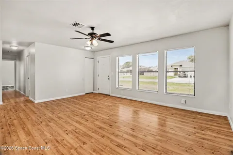 $269,900 | 427 Frankford Avenue Northwest, Palm Bay, FL 32907