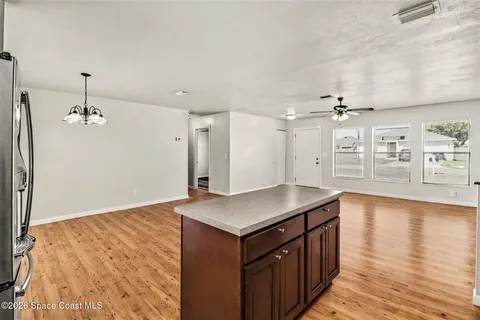 $269,900 | 427 Frankford Avenue Northwest, Palm Bay, FL 32907