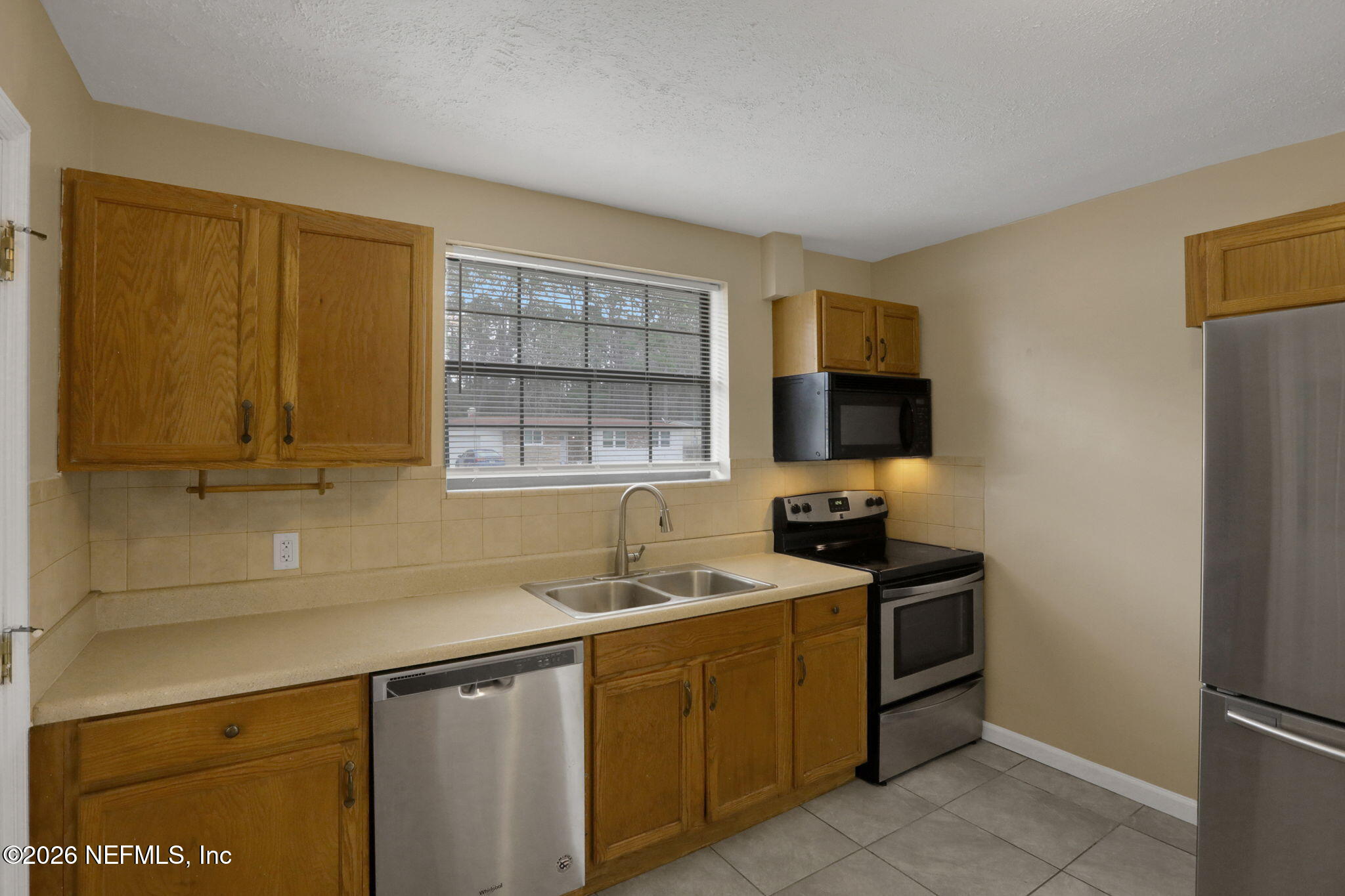 910 Nightingale Road Jacksonville, FL 32216 - Photo 12 of 41 KITCHEN