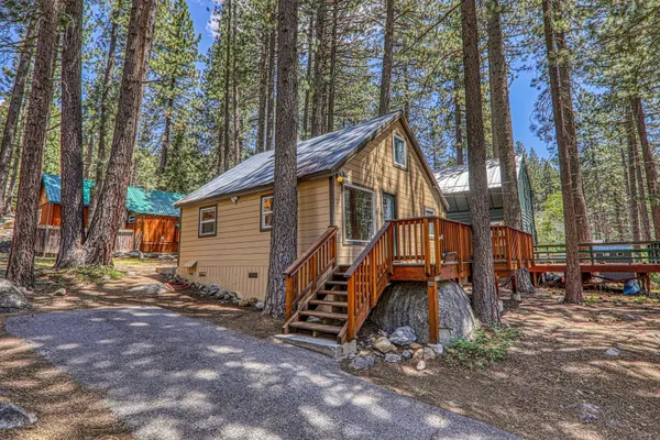 $595,000 | 13464 Moraine Road, Truckee, CA 96161