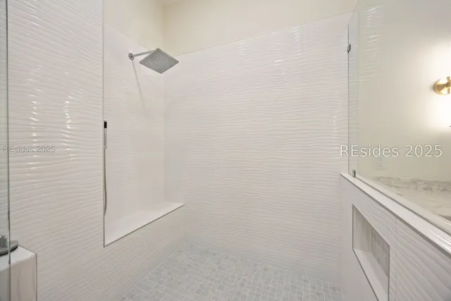 $2,660,000 | 120 Shell Midden Lane, Hilton Head Island, SC 29928