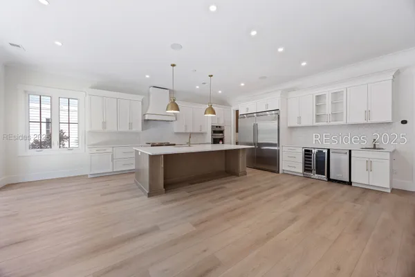 $2,650,000 | 120 Shell Midden Lane, Hilton Head Island, SC 29928