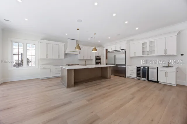 $2,660,000 | 120 Shell Midden Lane, Hilton Head Island, SC 29928