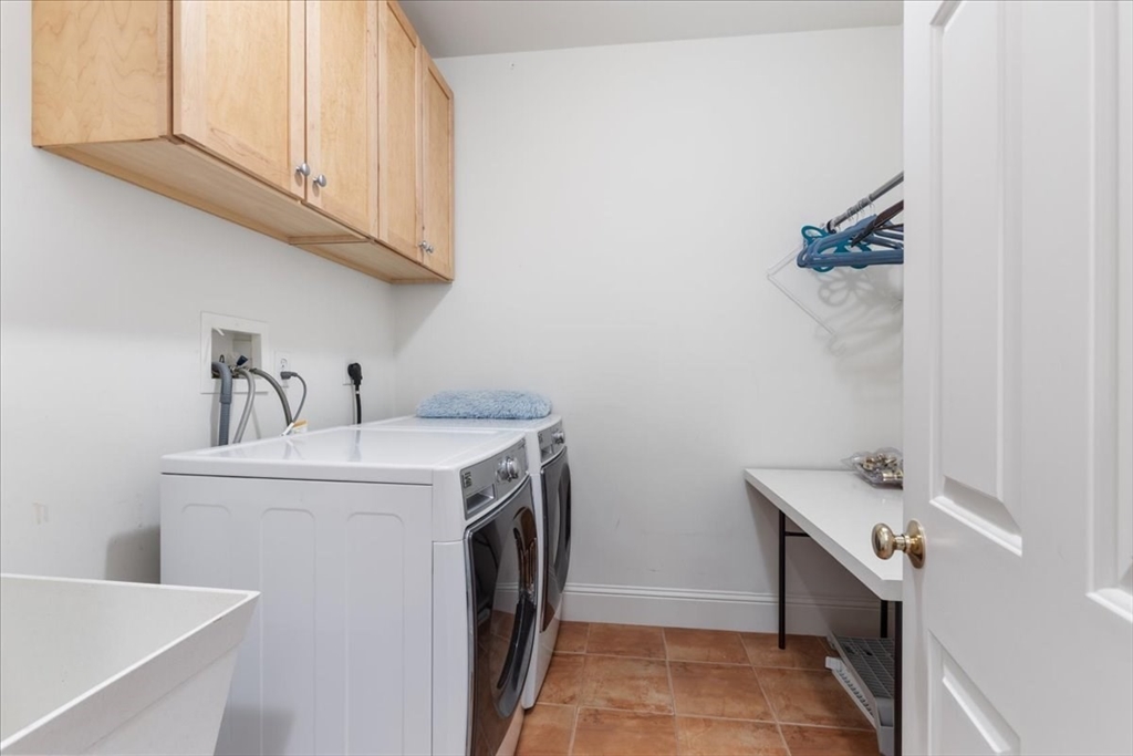8 Middleby Road Lexington, MA 02421 - Photo 27 of 42 a utility room with dryer and washer