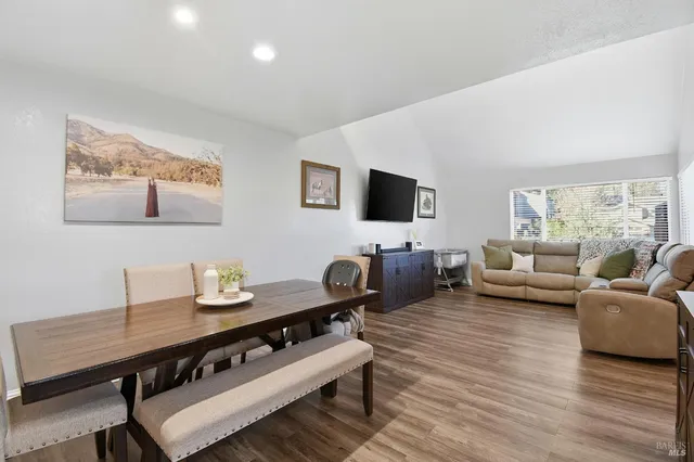 $459,000 | 5006 Country Club Drive, Rohnert Park, CA 94928