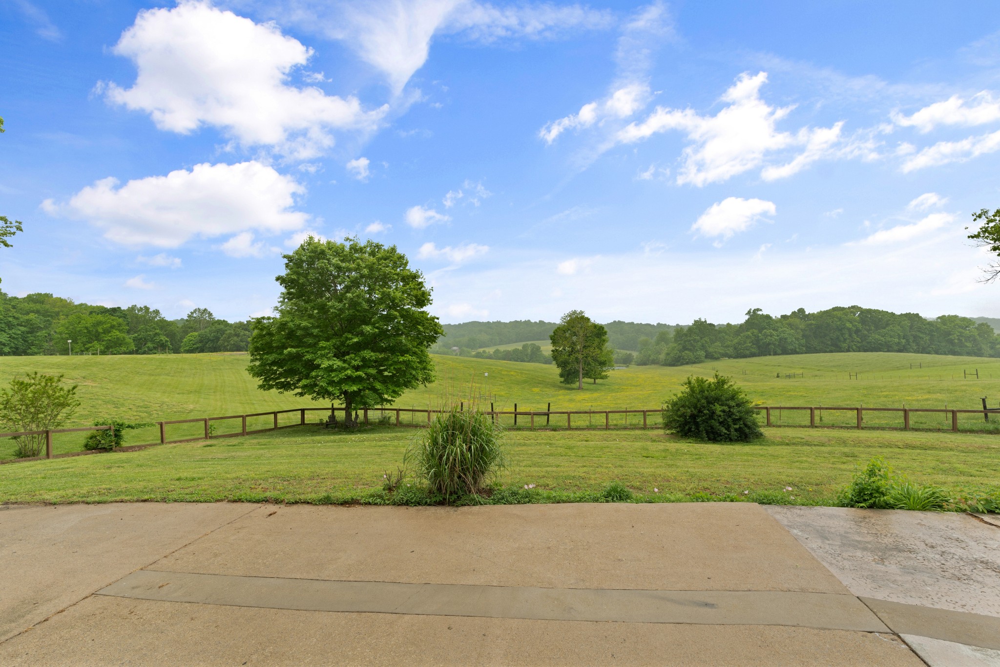 3288 Ball Road Cunningham, TN 37052 - Photo 38 of 47