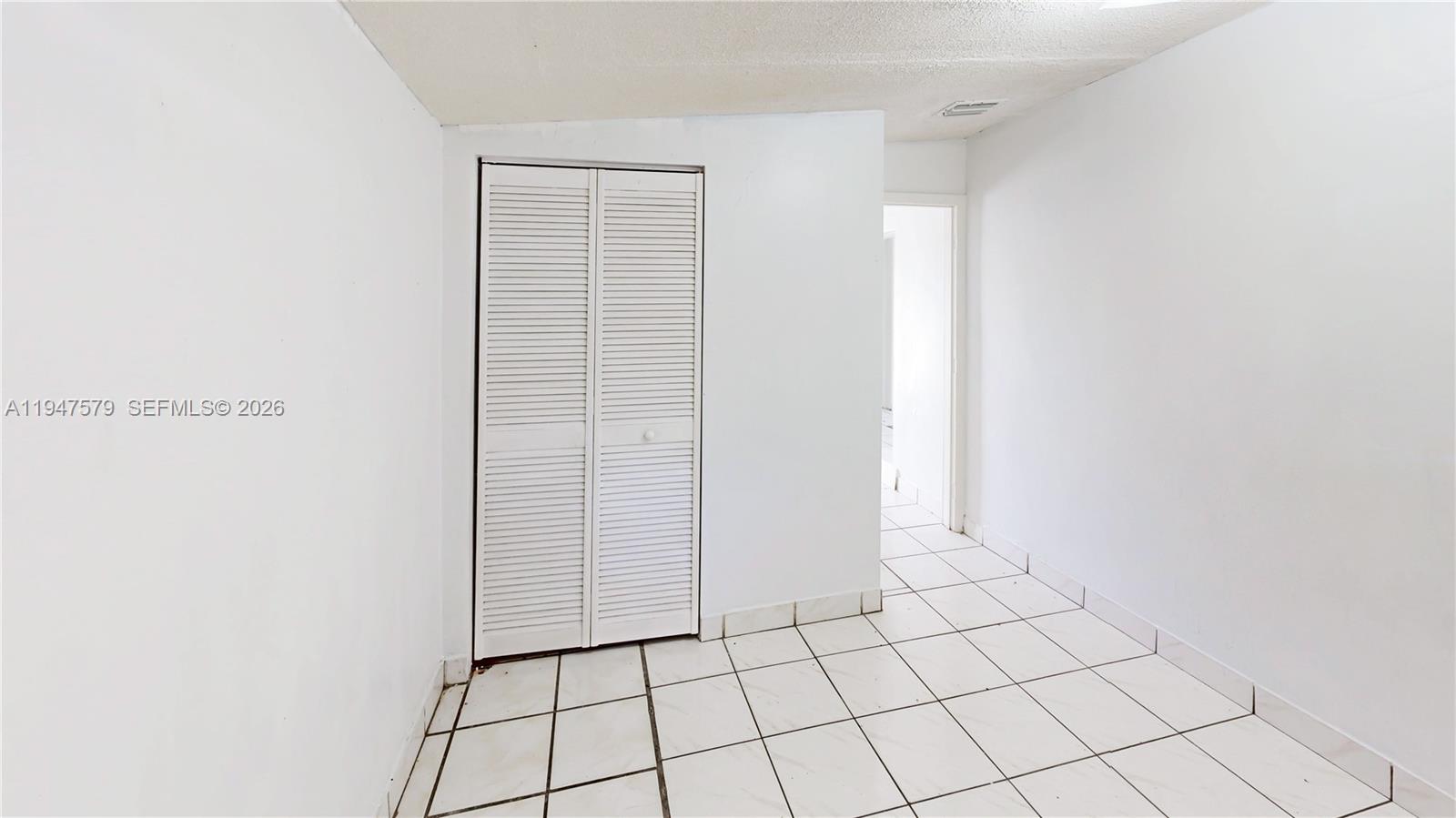 151 West 44th Street Hialeah, FL 33012 - Photo 15 of 57