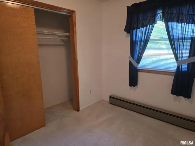 $210,000 | 502 South Mayor Caliper Drive, Carterville, IL 62918