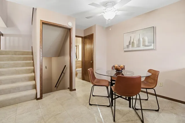 $275,000 | 16370 West Coachlight Drive, New Berlin, WI 53151