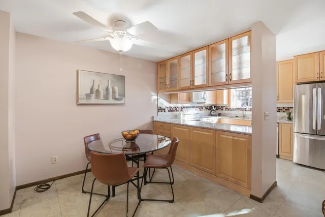 $275,000 | 16370 West Coachlight Drive, New Berlin, WI 53151