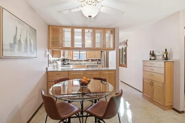 $275,000 | 16370 West Coachlight Drive, New Berlin, WI 53151