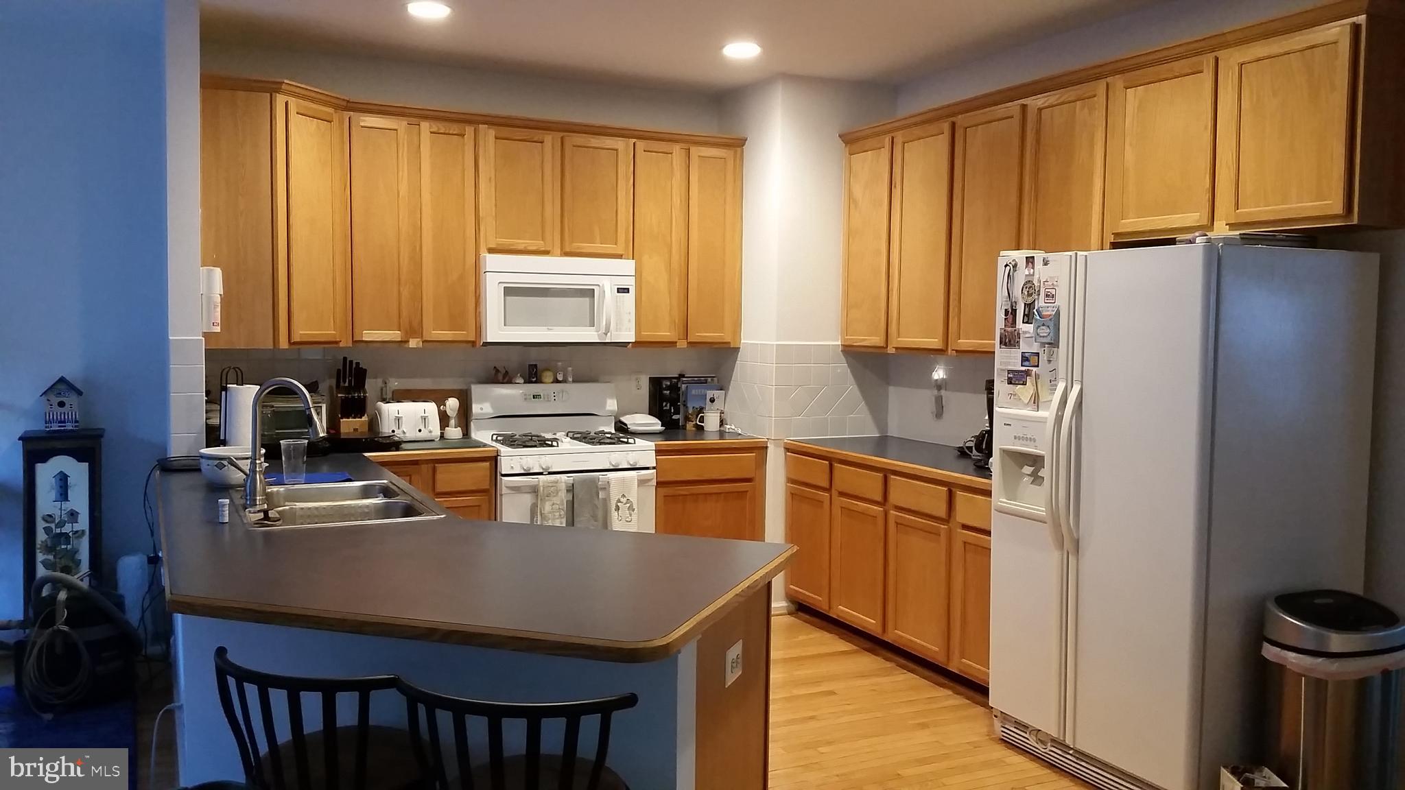 21500 Tamarack Ridge Square Sterling, VA 20164 - Photo 4 of 12 Gallery Image 4