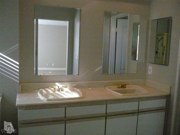 548 Fairfield Road Simi Valley, CA 93065 - Photo 16 of 19 Additional Photo