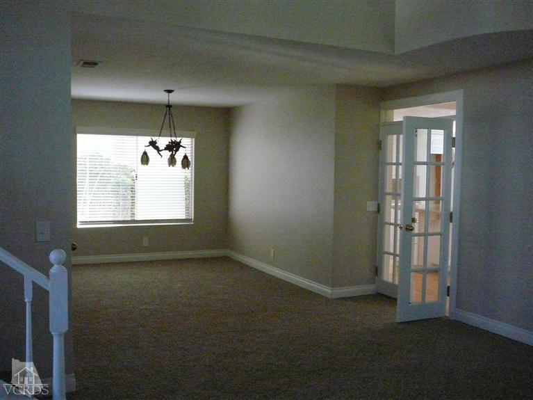 548 Fairfield Road Simi Valley, CA 93065 - Photo 4 of 19 Additional Photo