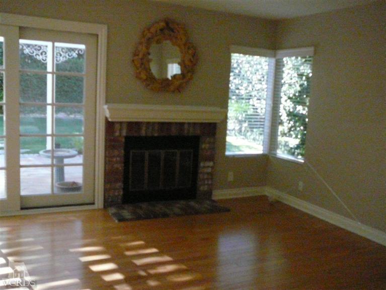 548 Fairfield Road Simi Valley, CA 93065 - Photo 9 of 19 Additional Photo