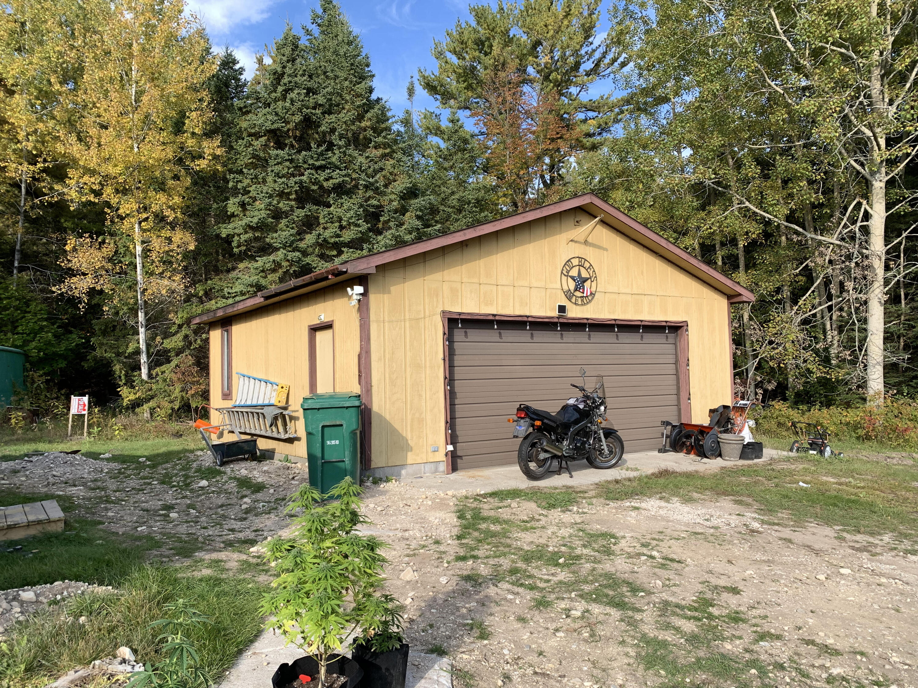 775 West Lant Road St. Ignace, MI 49781 - Photo 2 of 12 Gallery Image 2