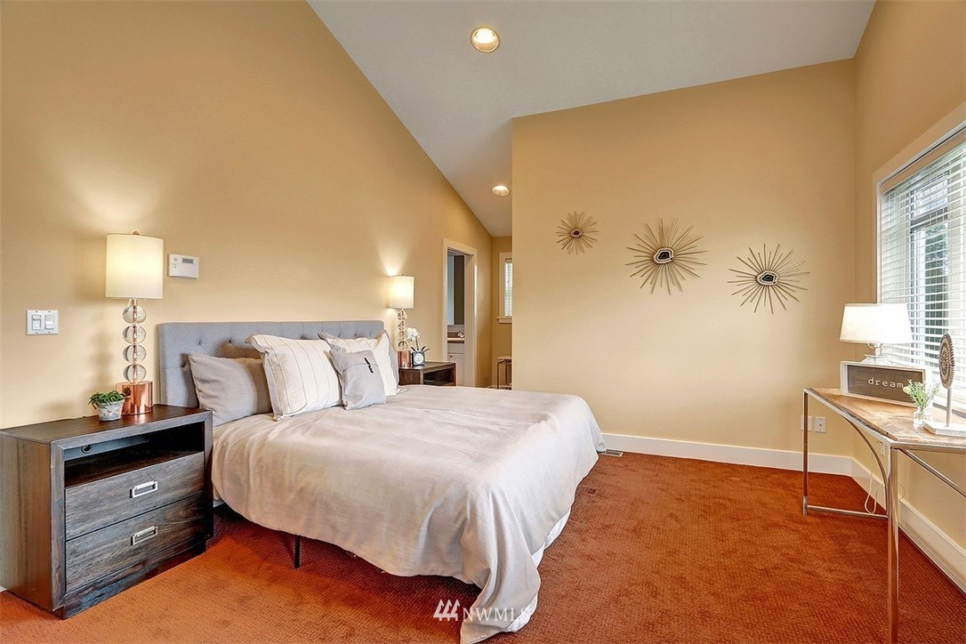1346 North 78th Street Seattle, WA 98103 - Photo 14 of 36 Gallery Image 14