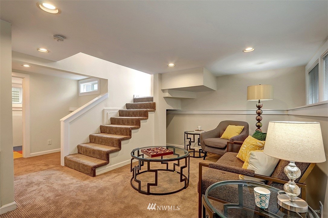 1346 North 78th Street Seattle, WA 98103 - Photo 22 of 36 Gallery Image 22