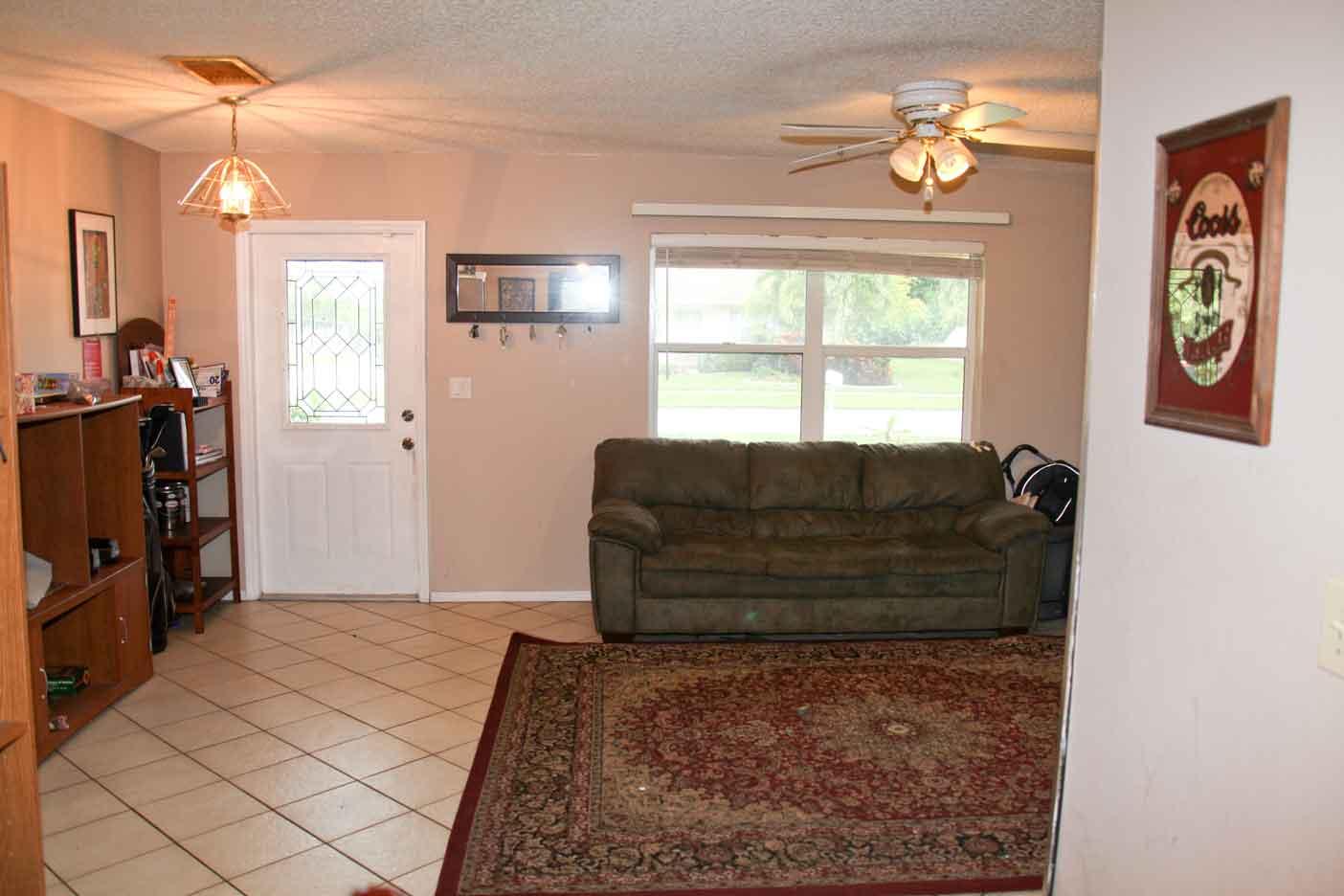 9988 Liberty Road Boca Raton, FL 33434 - Photo 17 of 22 LivingRm5