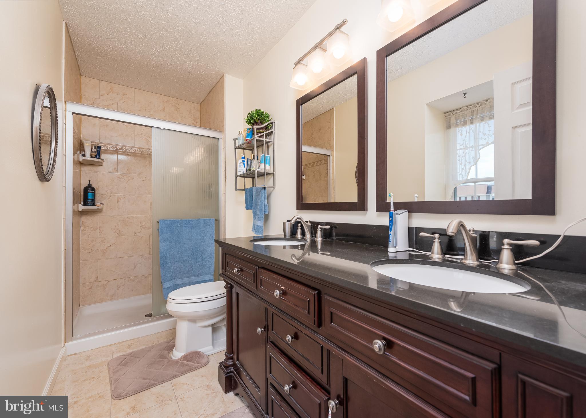 9502 Red Rain Path Columbia, MD 21046 - Photo 16 of 29 Primary Bath