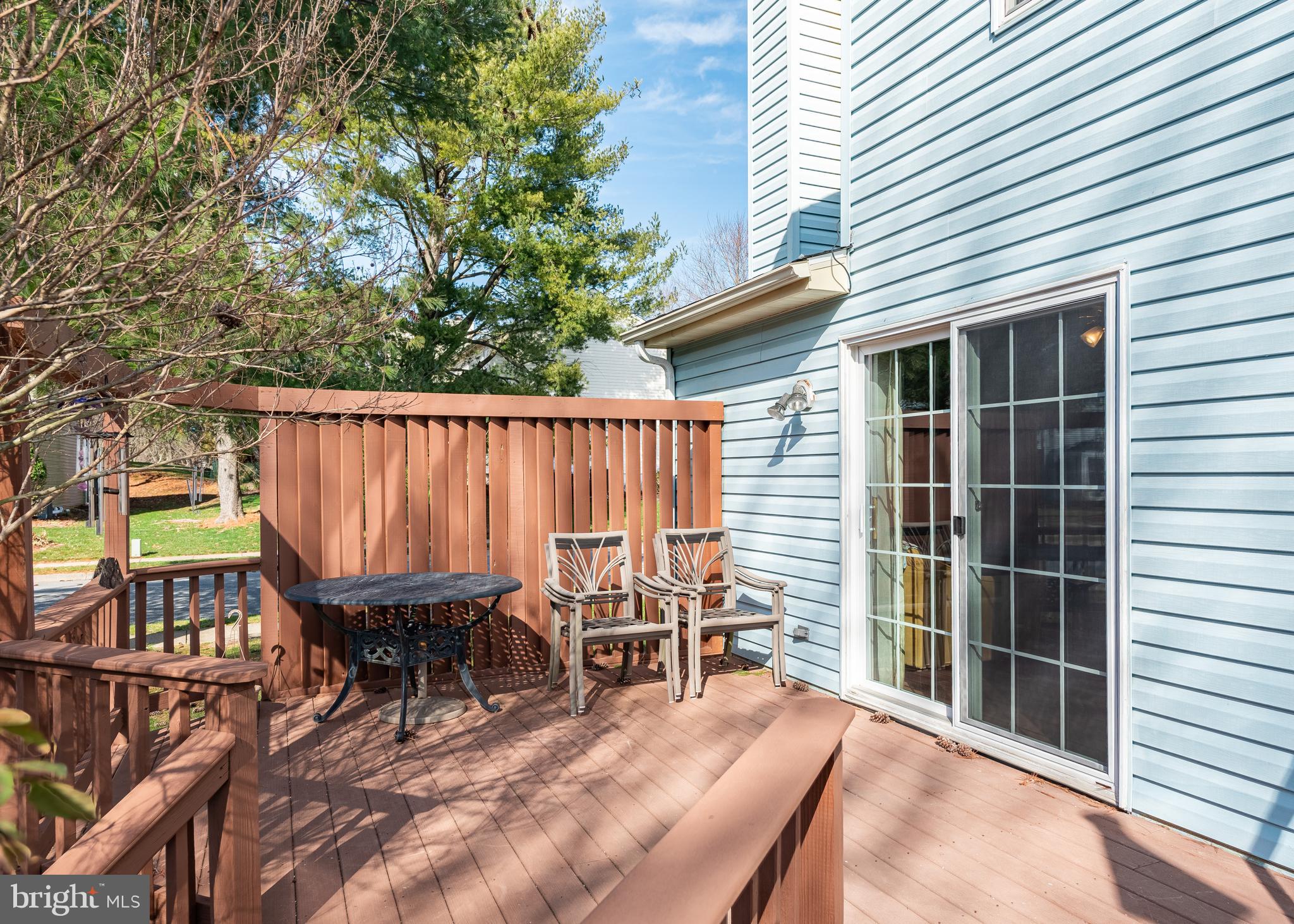 9502 Red Rain Path Columbia, MD 21046 - Photo 26 of 29 Deck