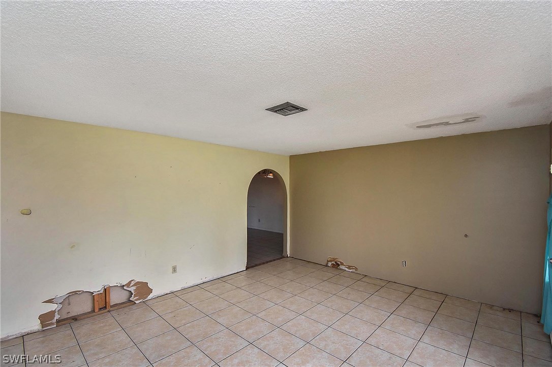 9045 King Road West Fort Myers, FL 33967 - Photo 3 of 19 a view of a room with a barbeque