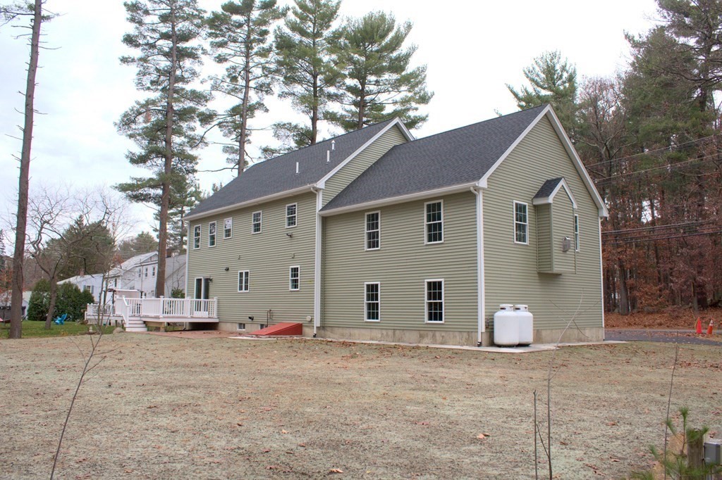 279 Andover Road Billerica, MA 01821 - Photo 2 of 25