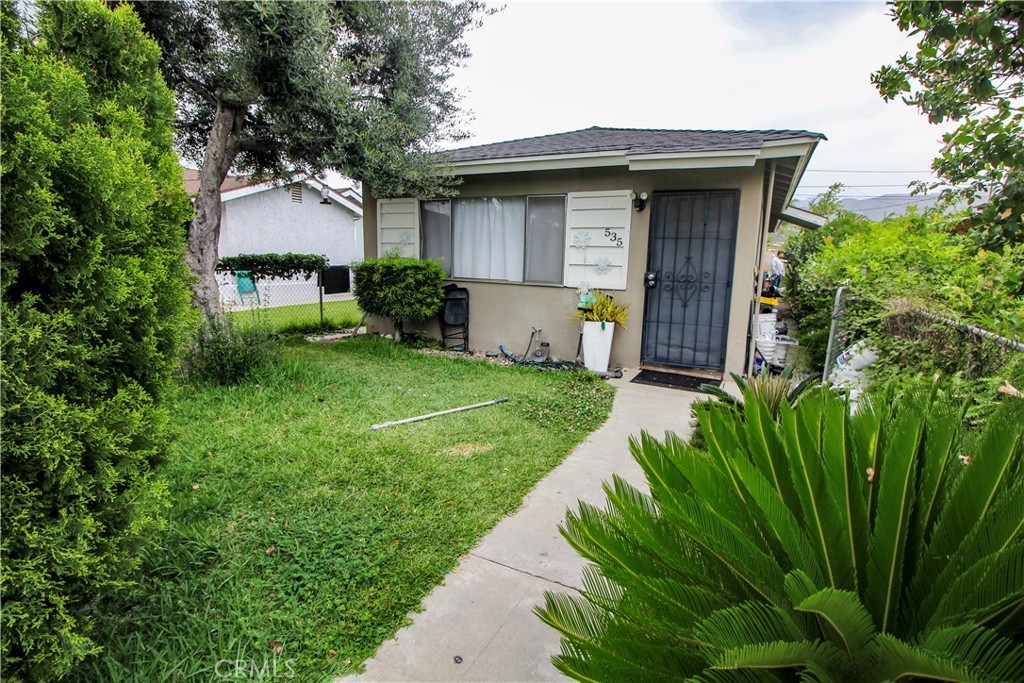 sidewalk view