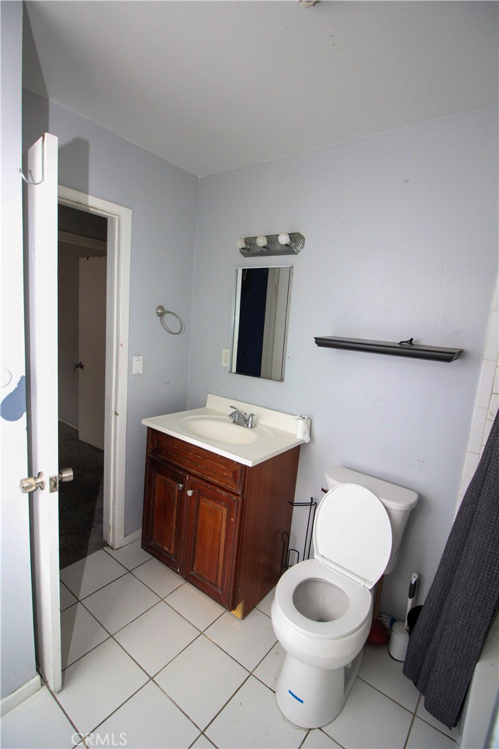 535 East 3rd Street Azusa, CA 91702 - Photo 8 of 23 bathroom
