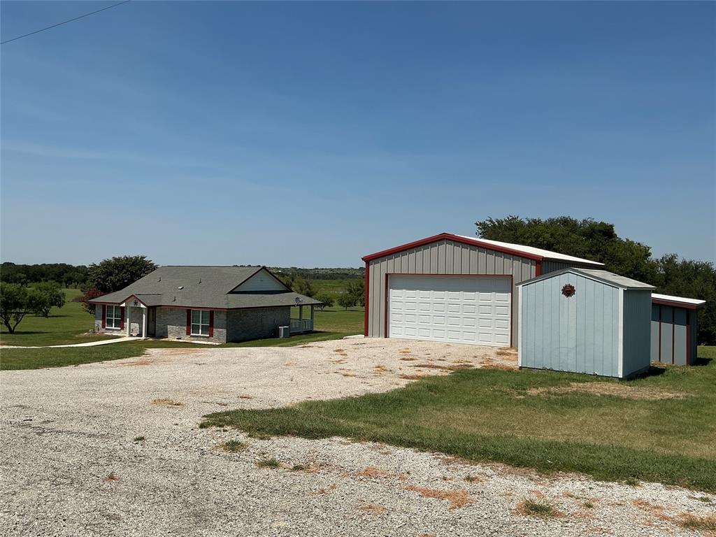 333 Lake Point Road Comanche, TX 76442 - Photo 3 of 30 Gallery Image 3