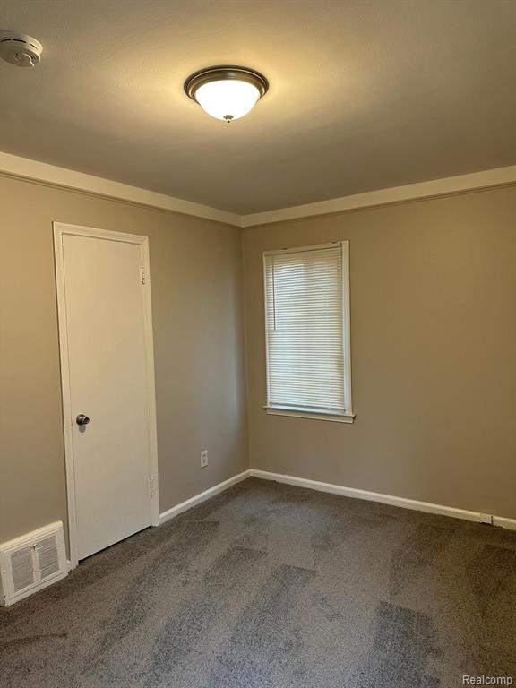 19522 Edinborough Road Detroit, MI 48219 - Photo 9 of 26