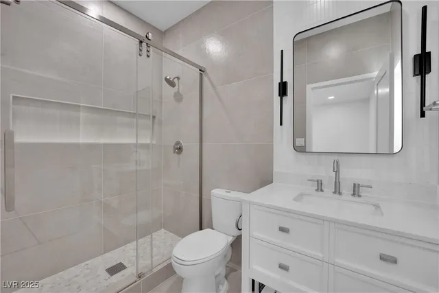 $2,071 | 1616 Chapman Drive, Las Vegas, NV 89104