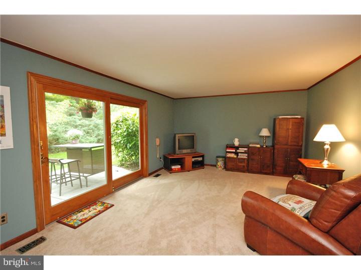 120 Rockingham Road Cherry Hill, NJ 08034 - Photo 12 of 25 Family Room