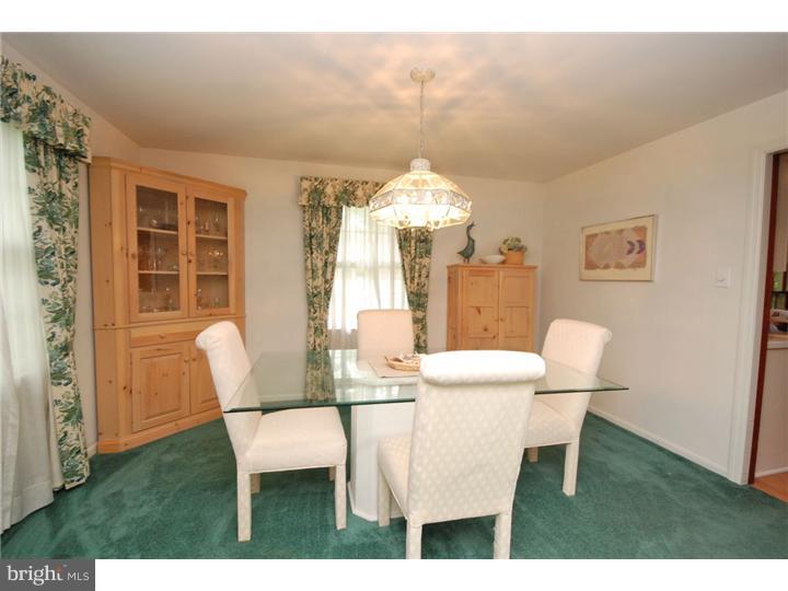 120 Rockingham Road Cherry Hill, NJ 08034 - Photo 5 of 25 Dining Room