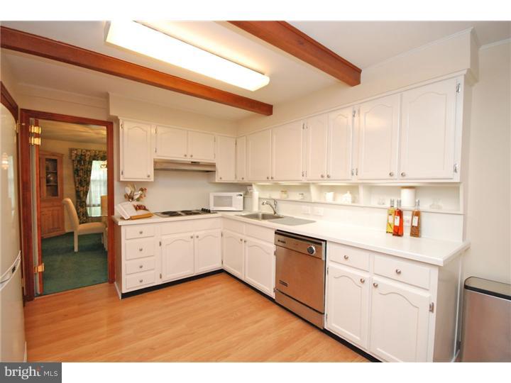 120 Rockingham Road Cherry Hill, NJ 08034 - Photo 7 of 25 Kitchen