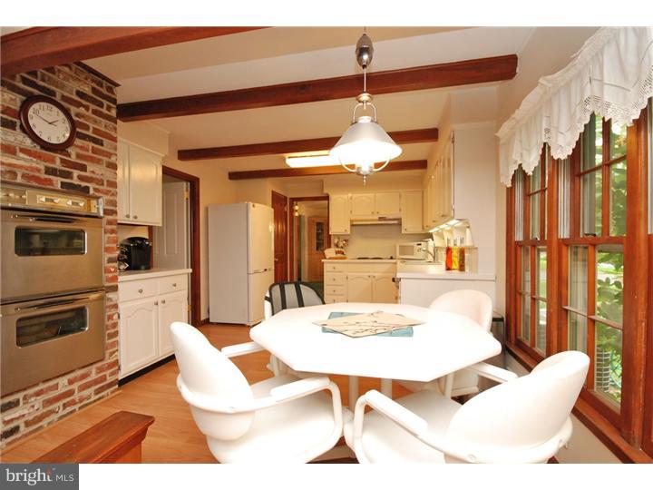 120 Rockingham Road Cherry Hill, NJ 08034 - Photo 9 of 25 Breakfast Room