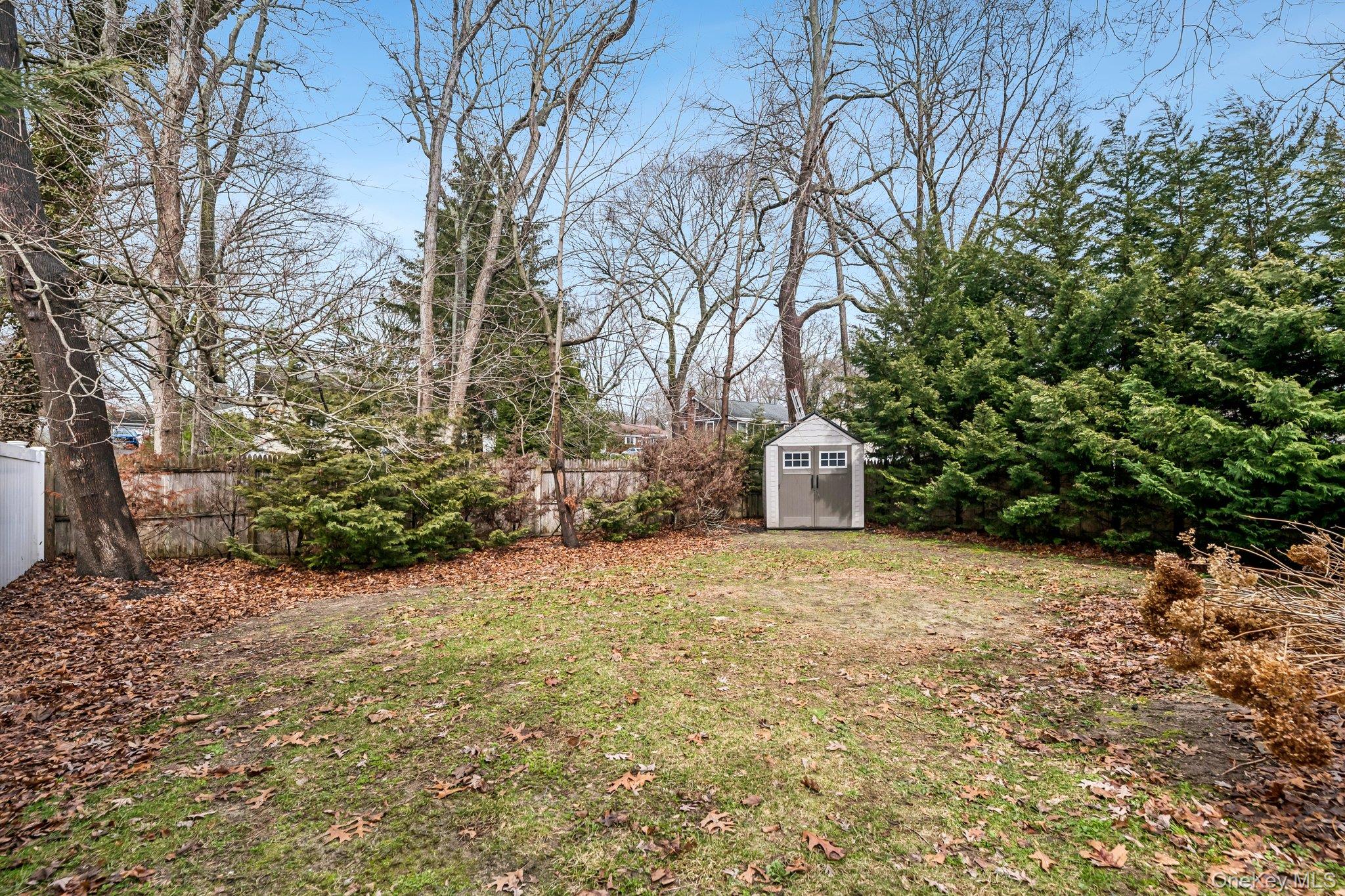 7 Freeman Avenue Nesconset, NY 11767 - Photo 30 of 33