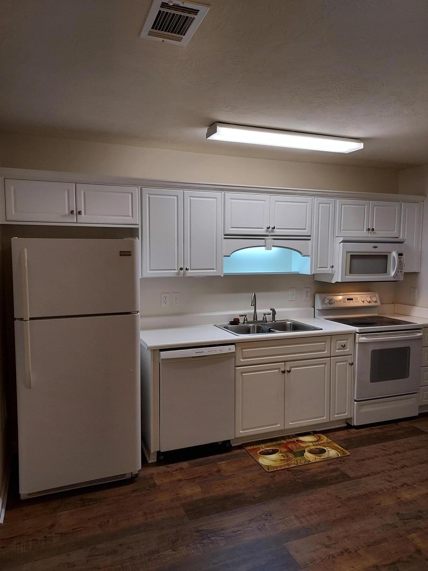 665 Brook Trail Evans, GA 30809 - Photo 5 of 16 4-665 Kitchen Pic2